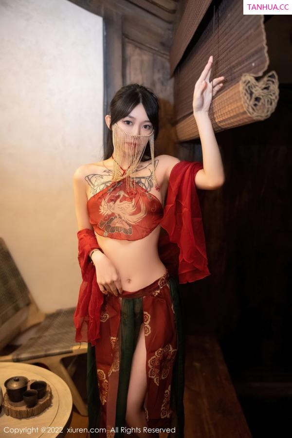 小奶瓶呜呜  [XiuRen]高清写真图 2022.08.25 No.5527 奶瓶第13张图片